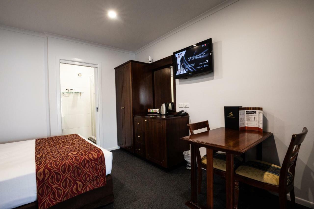 Hotel Settlers Biloela Exterior photo