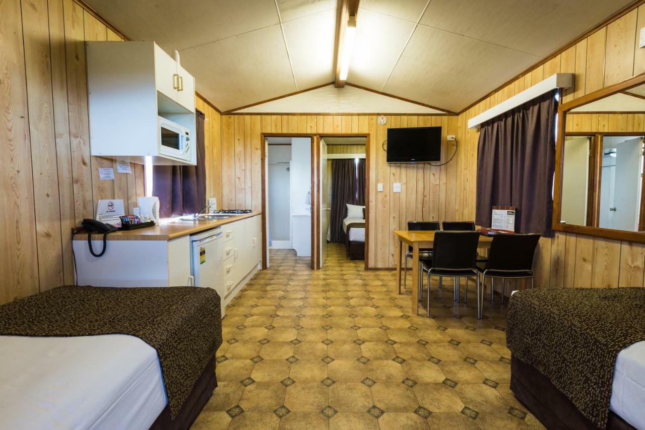 Hotel Settlers Biloela Exterior photo